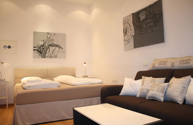 GoVienna Opera Apartment - Foto 1