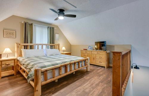 Peaceful Waterfront Cabin on Tittabawassee River! - Foto 14