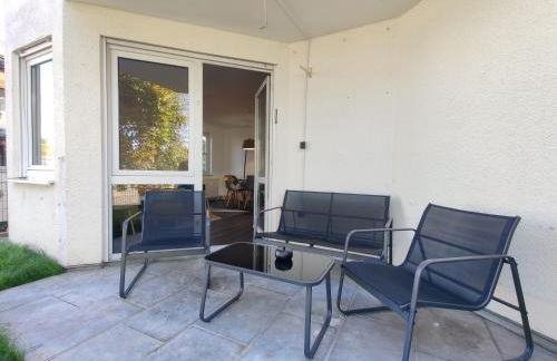 85qm, 4 bedroom, parking, King-Bed, Wifi, Netflix - Foto 6