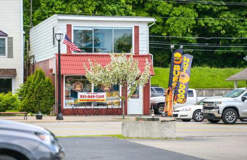 Walkable St Ignace Condo with Lake Huron Views - Foto 24