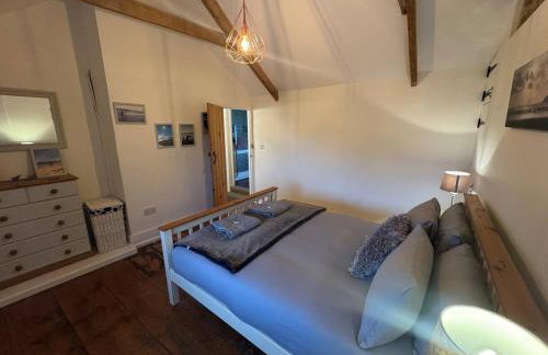 3 Double Bed Character Cottage in Quiet Hamlet - Photo 51