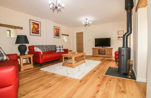 Swifts Barn - Photo 2