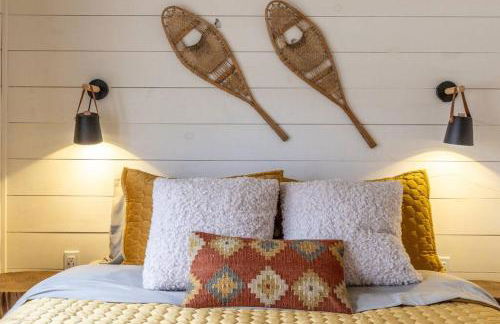 100% Renovated Stowe Village Farmhouse - Photo 20