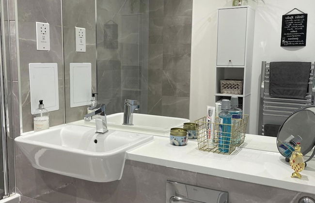 Modern Apartment All Amenities Greater London - Foto 13