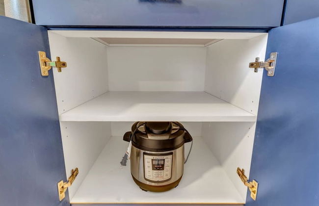 Charming 2BR w King Queen Close to SLC - Foto 17