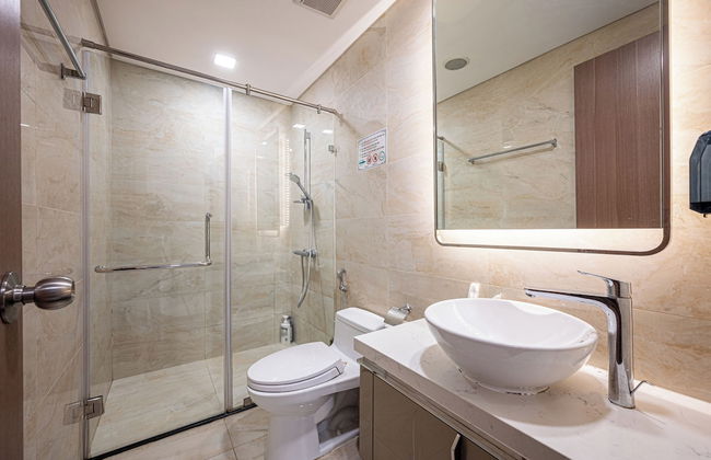 Landmark 81 apartment Sum Condotel - Photo 58