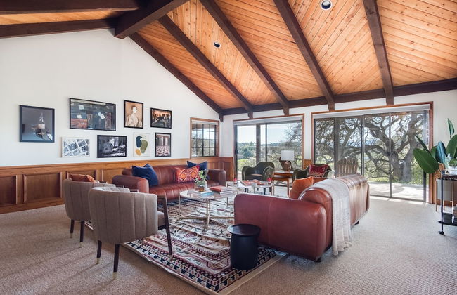 Cathedral by Avantstay Charming Secluded Estate w Sauna Pool Table Views of the Rolling Hills - Foto 6