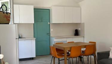 Cottage 50m de la plage - Photo 3, stove