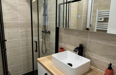 Appartement T3 Traversant 53m2 Marseille vue mer - Foto 13