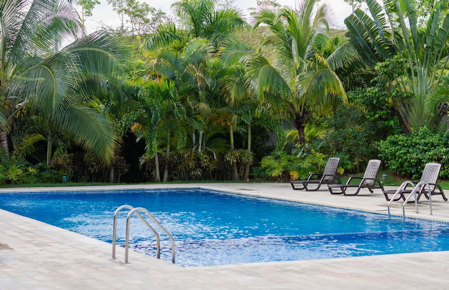 Modern Apt With free parking and AC 3brs - Foto 17