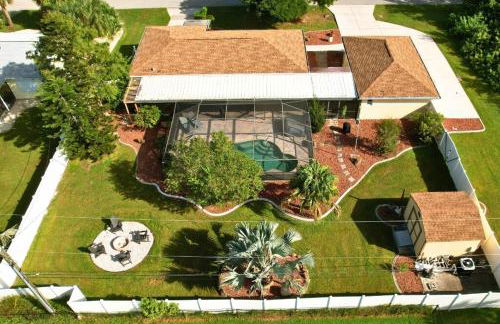 Heated Pool, Hot Tub, Fire Pit, Games, RV and Boat Parking - Foto 2