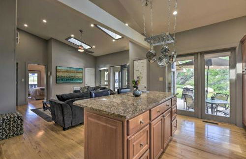 Serene Mountain Retreat with Patio and Mtn Views! - Foto 10