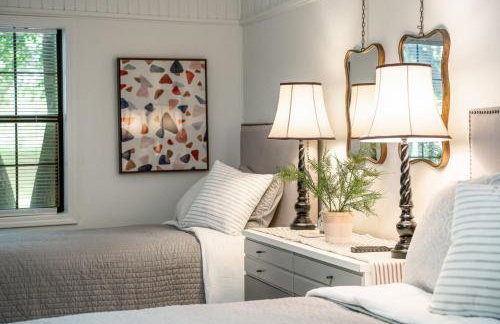 Next to Expo, 5 beds, Hot-tub, corn hole, pets! - Foto 5