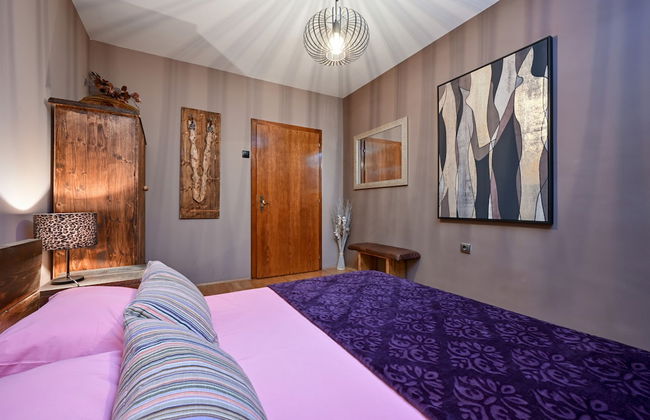 3 Bed Villa-sleeps 8-private Pool - Photo 7