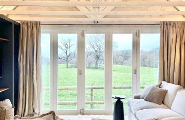 Luxury Boutique retreat, hot tub, dog friendly - Foto 15