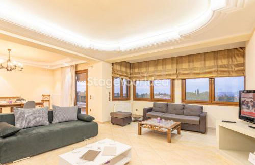 Luxury appartment, only 7 minutes from Thessaloniki airport and 15 minutes from city center ,for 8-23 people also for gatherings and parties - Photo 4