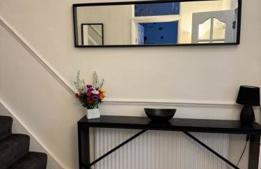 Welcome to This Newly renovated 4 bedroom cozy & charming home in Dagenham, East London - Foto 25