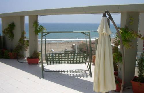 MAGNIFICO ATICO-DUPLEX FRENTE AL MAR - Foto 4