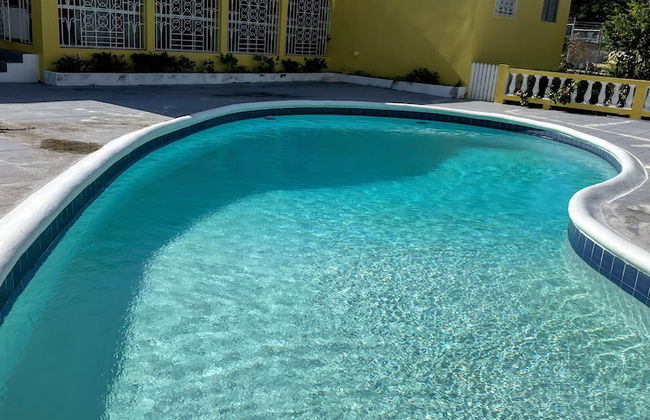 Yancey Largo Villa Perfect Jamaica Ironshore Getaway w Private Pool and Onsite Staff Services by RedAwning - Photo 46