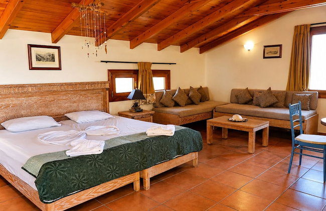 Mylos Hotel Apartments - Photo 79