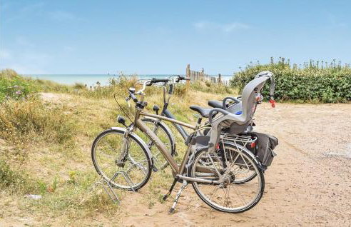 Gorgeous Home In Fierville-Les-Mines - Foto 33