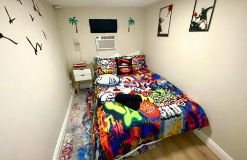 Unique Miami Art Escape w/ HotTub, Arcade & Murals - Foto 11