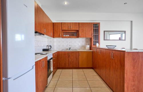 Chios Town Apartment - Heart Of Chios Town With 2 Minute Walk To The Beach - Photo 5