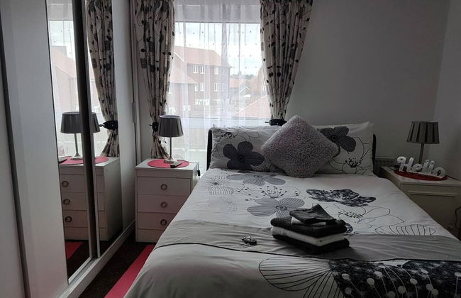 Modern Apartment Minutes From Central London, UK - Foto 10