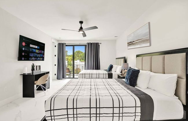 4BR w htd Pool Walk to Las Olas 5mins to Beach - Foto 28