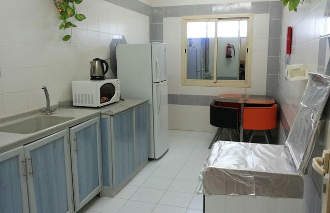 Al Eairy Furnished Apartments Al Ahsa 4 - Photo 16