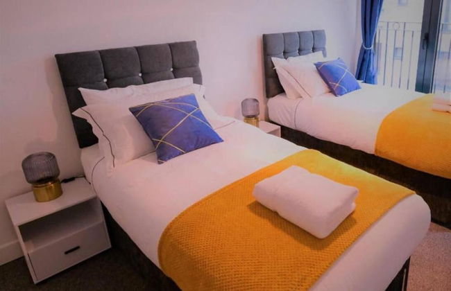 Livestay - Modern Spacious 2 Bed 2 Bath Apartment - Foto 5