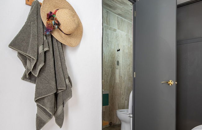 Rooftop Hot Tub 3 levels 5br in Villa - Foto 10