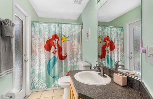 Stunning Newly Renovated Pool Home close to Disney - Foto 16