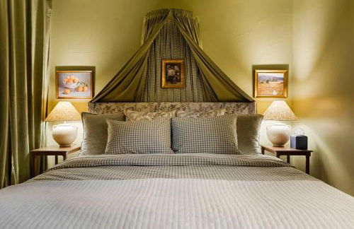 Million Dollar Rooftop MTN Views -2 King Beds-DT Golden - Photo 17