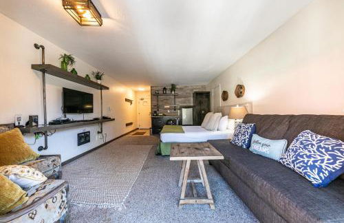 Modern Studio Deluxe #231 at Donner Lake Village - Foto 3