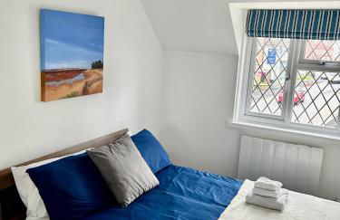 Modern, centrally located, beach view flat - Foto 12