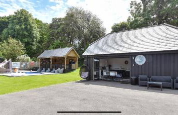 Luxury retreat 32c pool jacuzzi games bar oasis - Foto 12