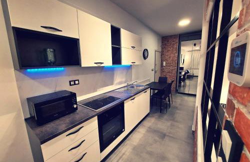 Apartments Square - Photo 5