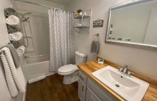 Secluded Lakeview retreat by Eureka Springs-CANOE - Foto 7