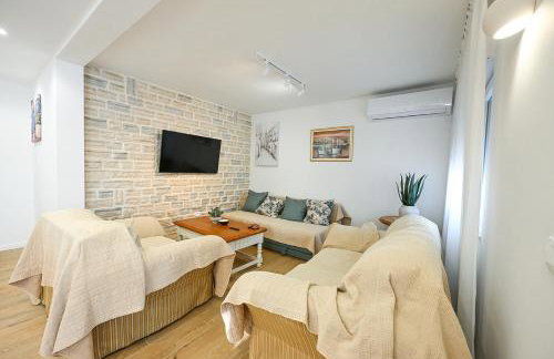 Holiday Home Marija with pool - Foto 8