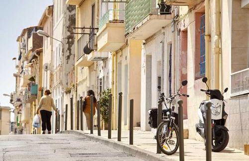 Cosy T2 refait à neuf climatisé, vue mer avec terrasse et jardin, Wifi piscine tennis et parking - Foto 32