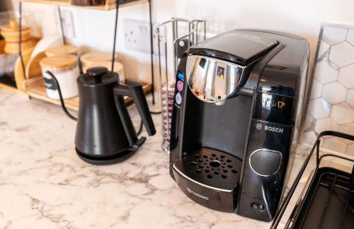 Archies Cozy Retreat A Stylish Derby Hideaway - Foto 10