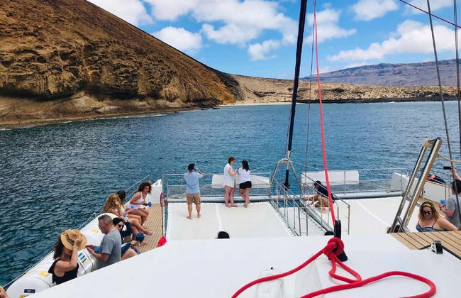 Excursão à ilha de La Graciosa + Passeio de veleiro - Foto 2