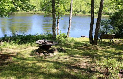 Beautiful and Secluded Cabin Rental with Views of Chippewa River near Hayward, Wisconsin - Foto 18