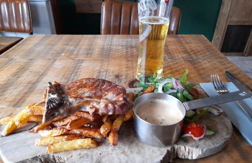 Ski in and Out 2-Bed Apartment in Meribel - Foto 11