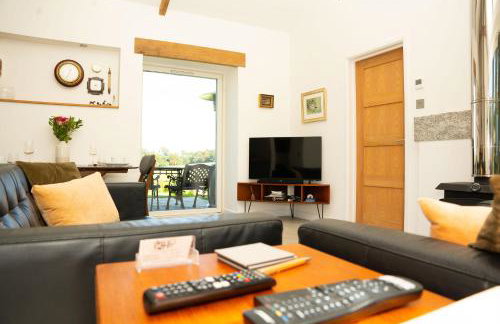 Cosy Rural Barn with Private Garden & Forest - The Cart Barn - Foto 15