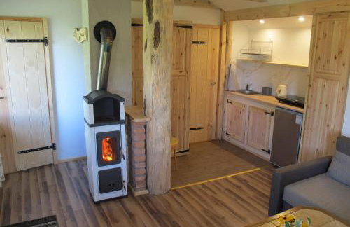 domki na leśnej polanie - Foto 21