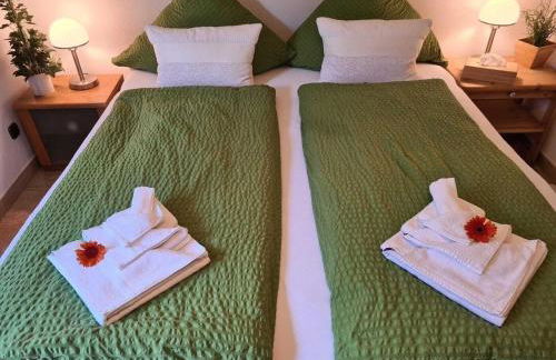 Haus mit Seeblick - Terrassen - großzügig auf 2 Ebenen - freistehend 1.000 qm - Foto 13