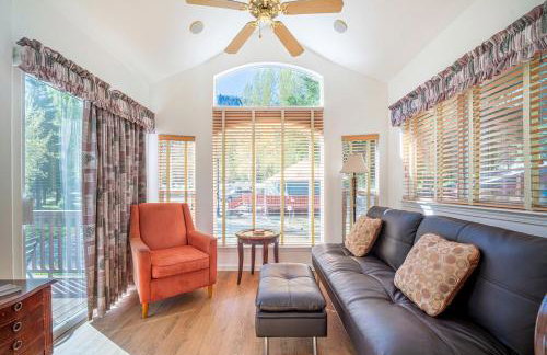 Luxury Cottage with Furnished Deck in Trinity, California - Foto 29