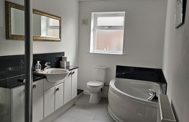 House With Hottub, Sauna & Pool Table - Foto 27